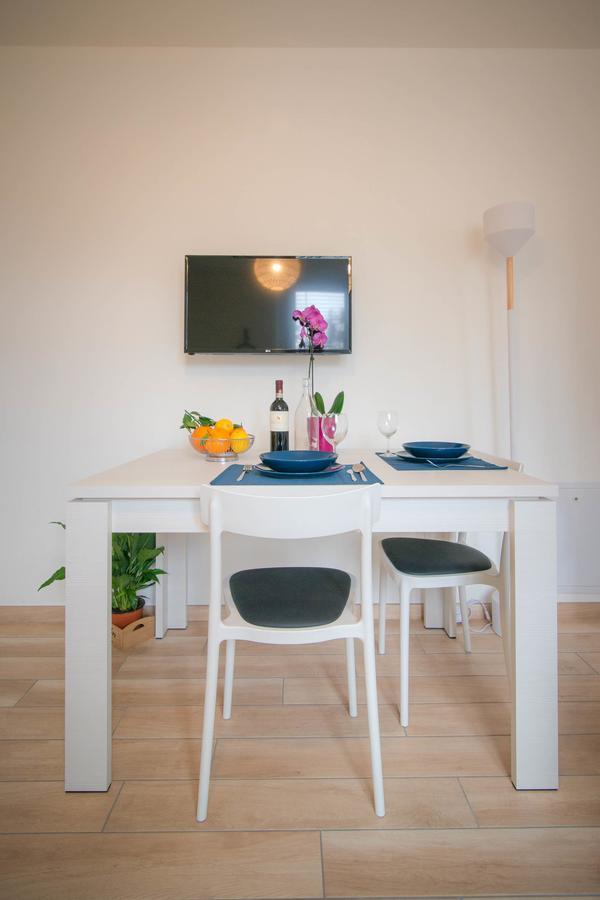 Comonfive Apartments Extérieur photo
